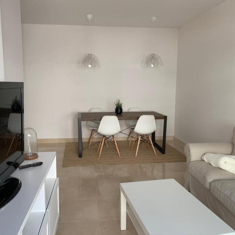 Apartamento con garaje en primera línea de playa - Apartamento de 2 dormitorios - 1