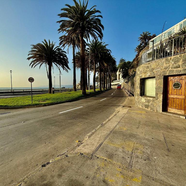 Exclusive Oceanfront Apartment - Apartment - 6