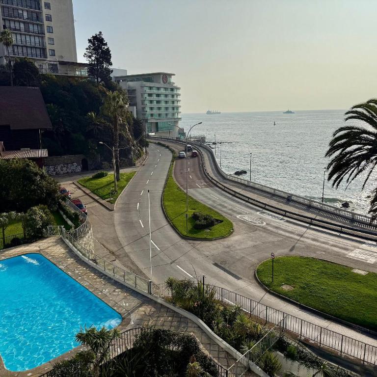 Exclusive Oceanfront Apartment - Apartment - 12