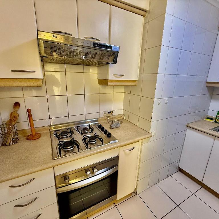 Exclusive Oceanfront Apartment - Apartment - 38