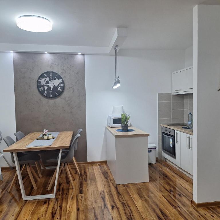 MB Hedonic Apartman - Apartman sa 1 Spavaćom Sobom - 9