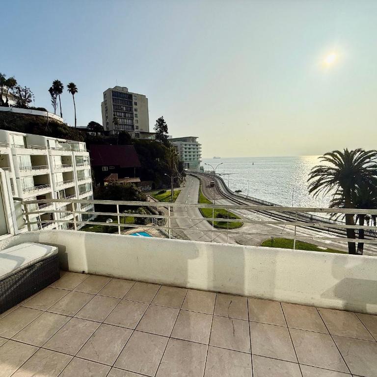 Exclusive Oceanfront Apartment - Apartment - 51