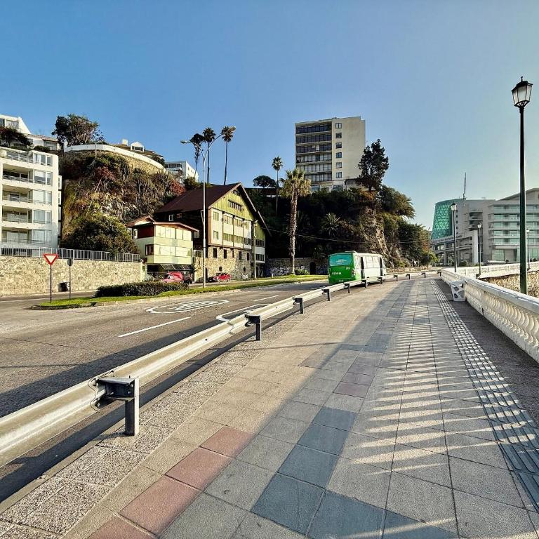 Exclusive Oceanfront Apartment - Apartment - 60