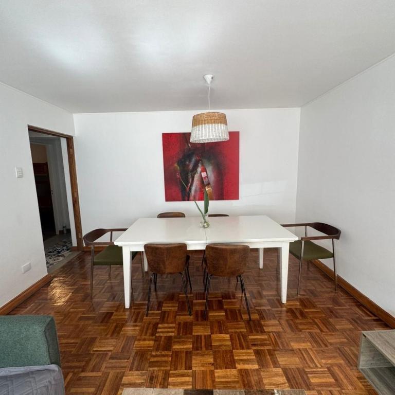 Calidez y Confort a pasos del Casino y Playa - Apartamento de 3 dormitorios - 20