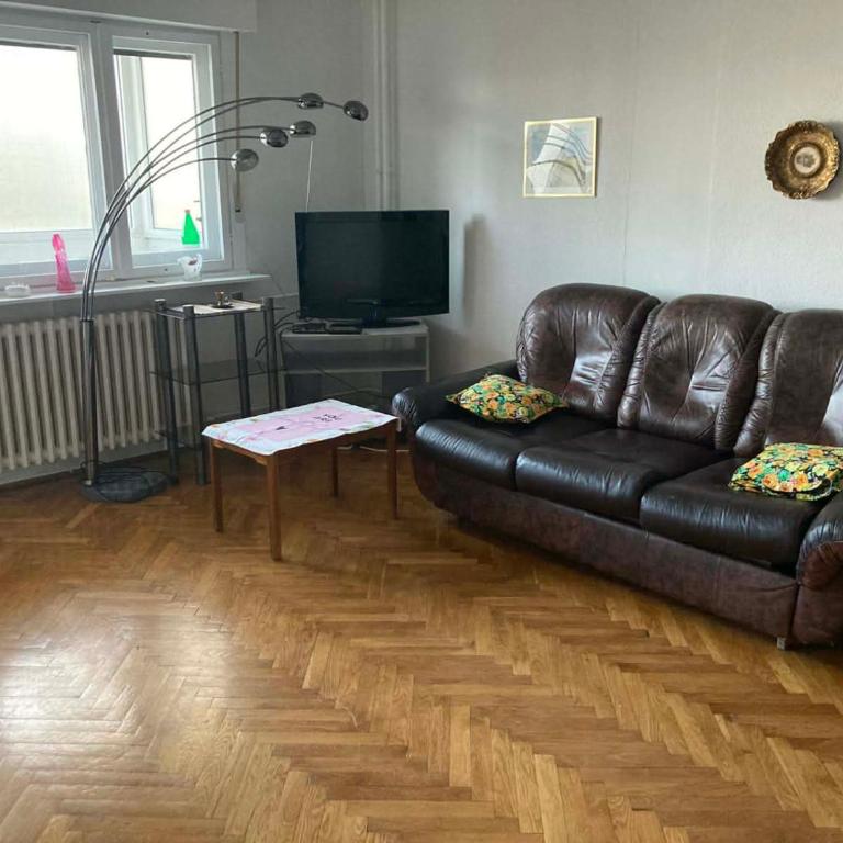 VukTas - Apartment with View and Balcony - 1