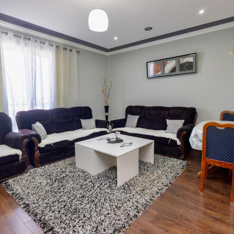 LuxuryHomeUlcinj2 - Three-Bedroom Home - 9