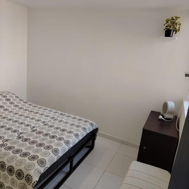 Increíble vista a la ciudad desde piso 18 Apartamento con Alexa - Two-Bedroom Apartment with View - 13