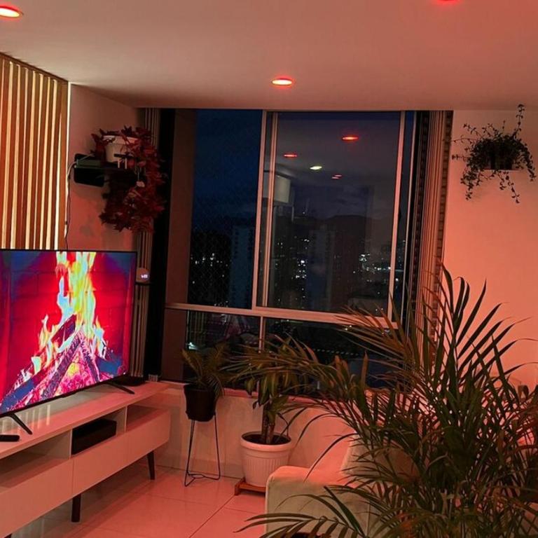 Increíble vista a la ciudad desde piso 18 Apartamento con Alexa - Two-Bedroom Apartment with View - 5