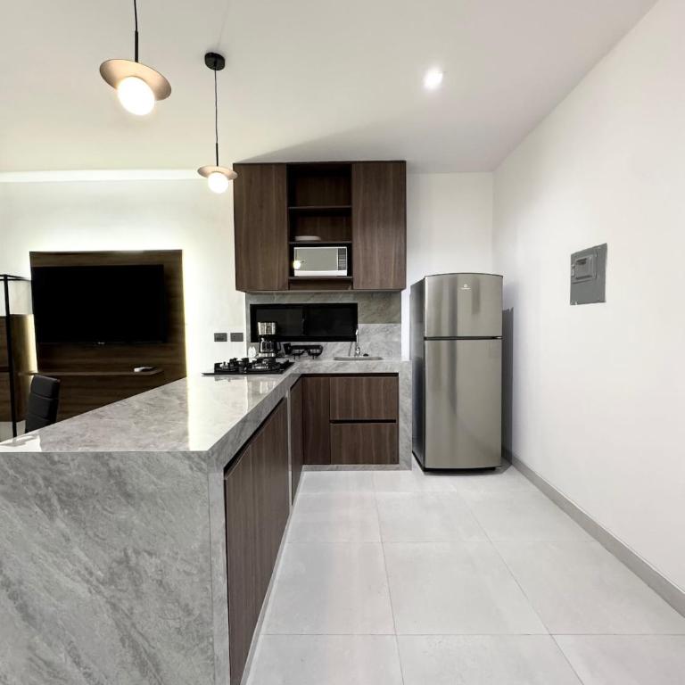 Modern Family Apartment near to the Airport - Two-Bedroom Apartment - 10