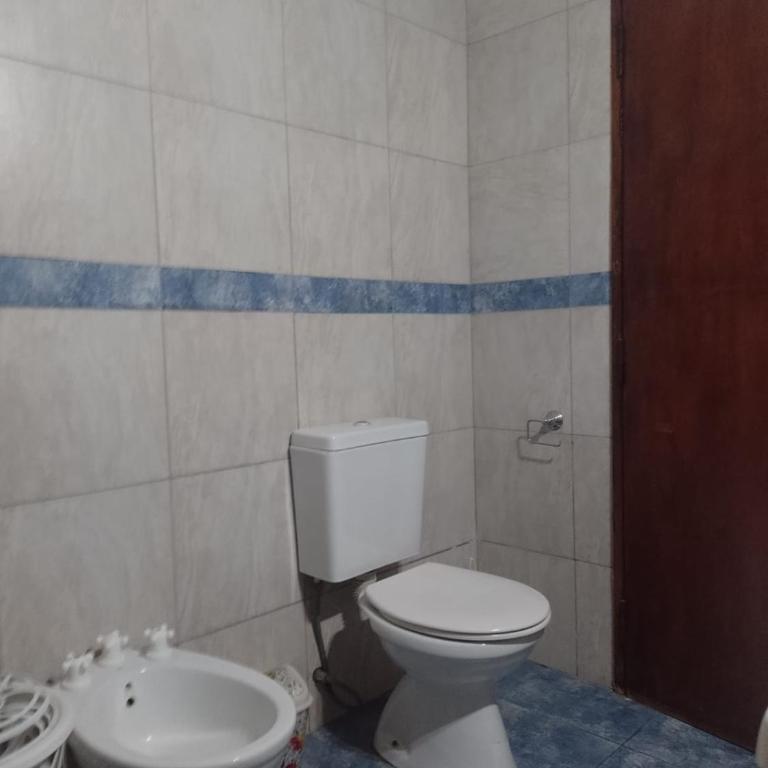 Casa cómoda y familiar - Two-Bedroom House - 1