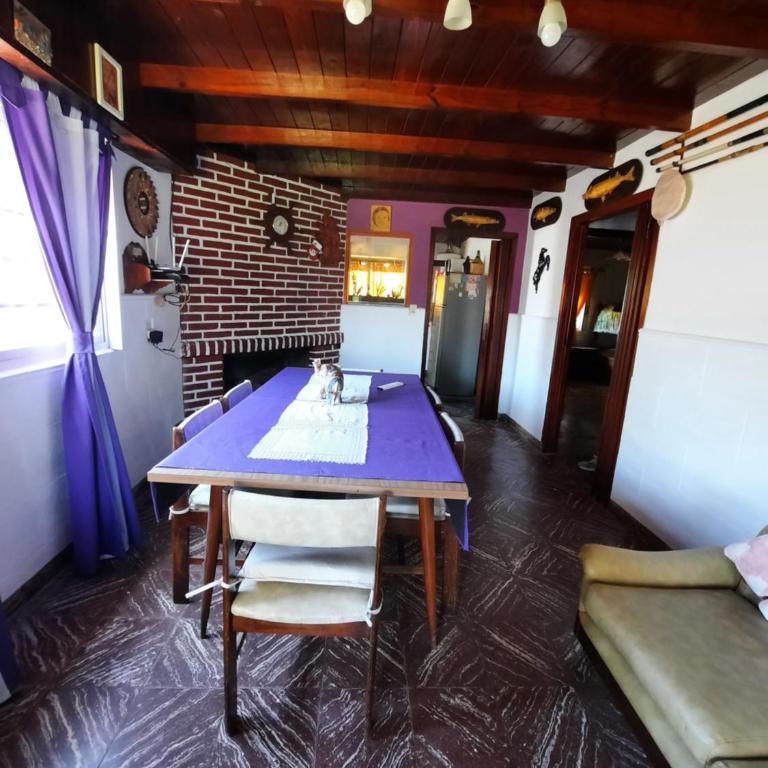 Casa cómoda y familiar - Two-Bedroom House - 9