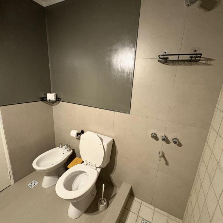Departamento a Mts Bv Galvez, cerca de todo - Apartamento de 1 dormitorio - 2