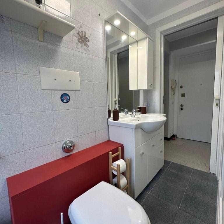 Como Lake, lakefront 30m - Three-Bedroom Apartment - 2