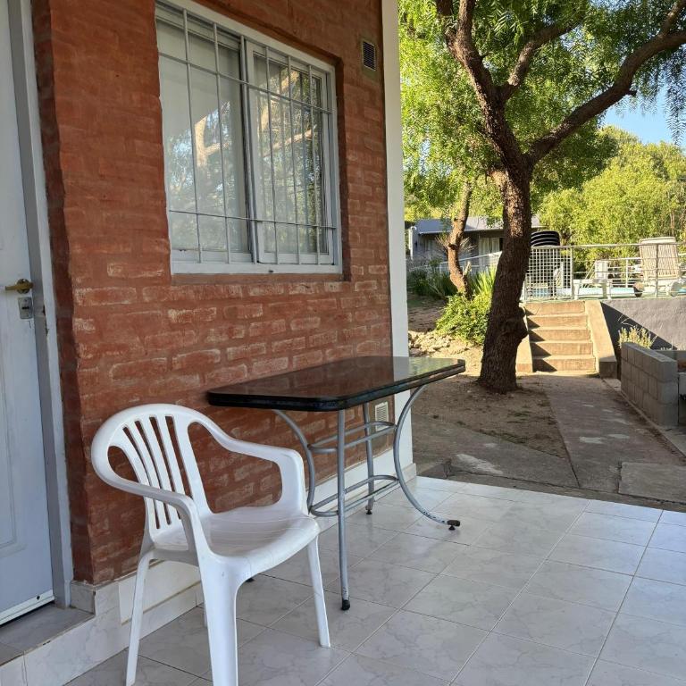 Cabañas Casitas De Emma - Estudio con vistas al jardín - 12