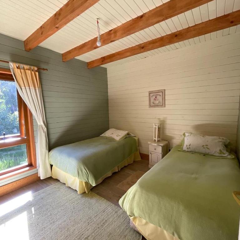 CASA a 8KM centro de PUCON ideal auto suv 4x4 - Three-Bedroom House - 9