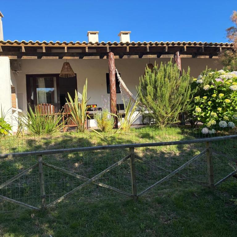 Studio superior con vistas al jardin - One-Bedroom Apartment - 3