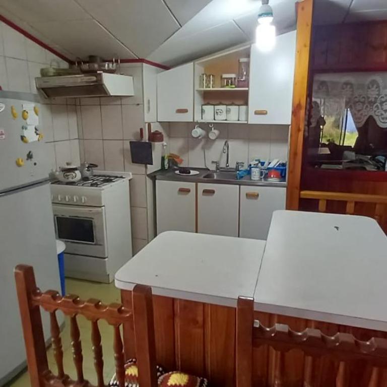 Casa a pasos del Centro de Dalcahue - Apartment - 9