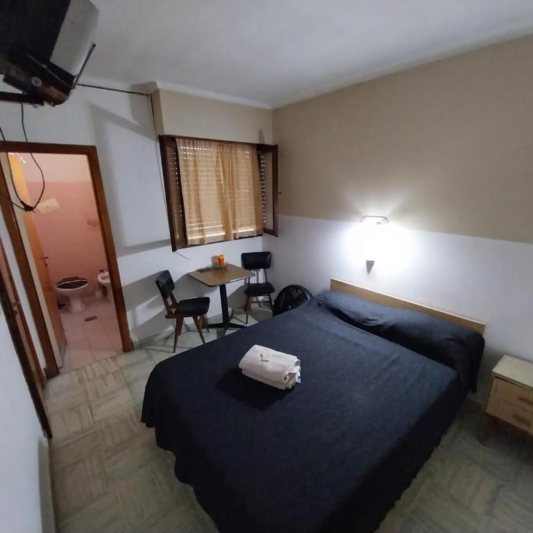 Florencia Habitaciones - Two-Bedroom Apartment - 15