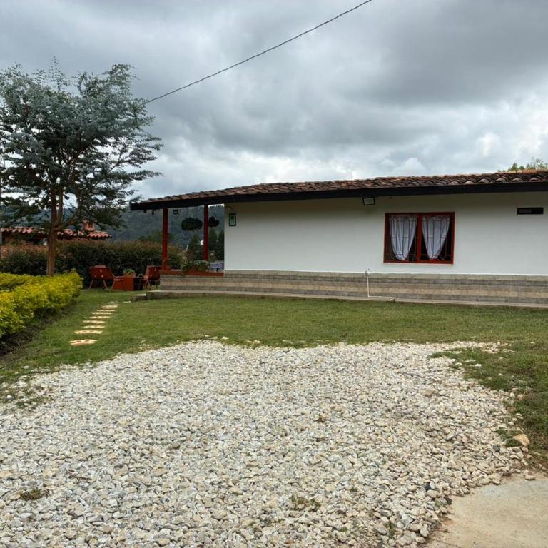 Finca Vista Verde Guarne - Casa - 4