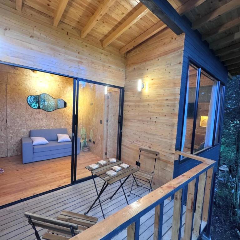 Boheme Cabin - One-Bedroom House - 6