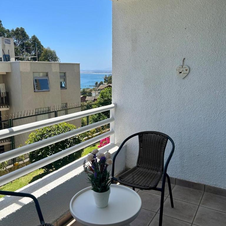 Hermoso departamento remodelado en Concón - Apartamento de 2 dormitorios - 13