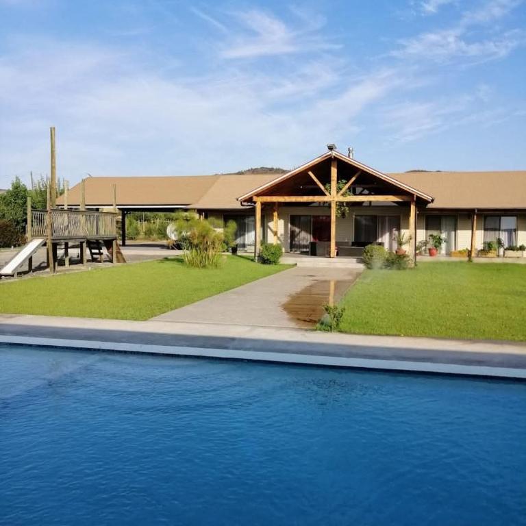 Parcela en lago Rapel - Las Cabras - Four-Bedroom House - 1