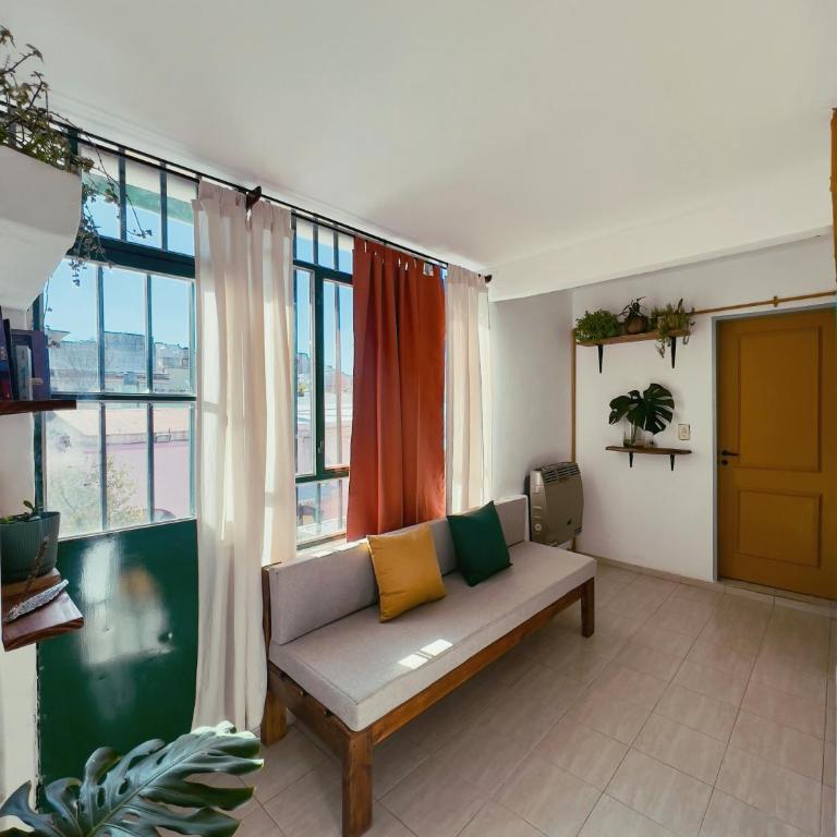 Casa tranquila en la zona más turistica de Güemes - Casa de 4 dormitorios - 46