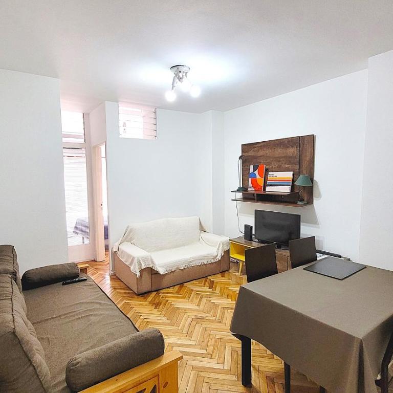 Luminoso, muy completo y bien ubicado Departamento de 2 ambientes - Límite de Retiro/Recoleta - Apartamento de 1 dormitorio - 3