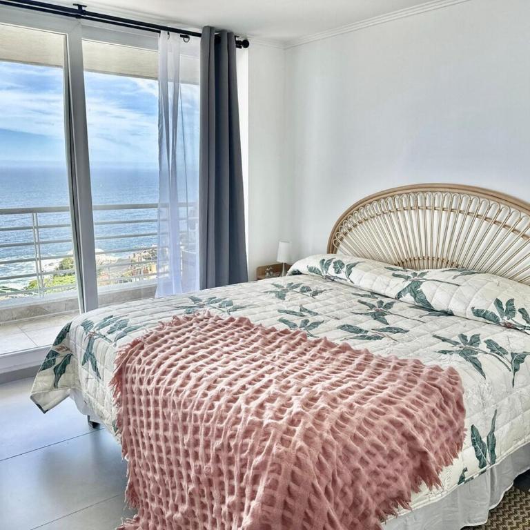 Incredible Ocean View - Two-Bedroom Apartment - 10