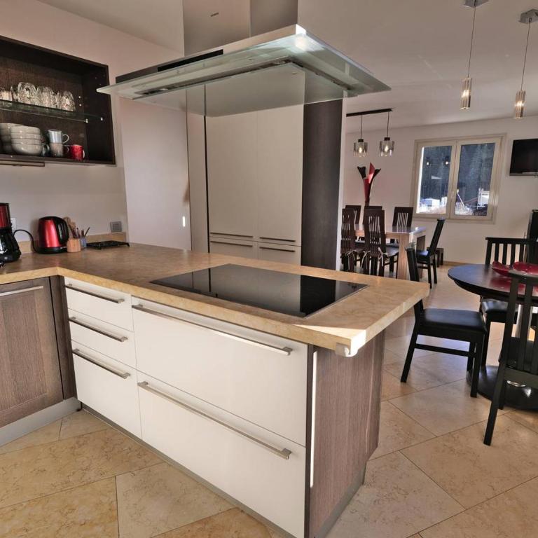 Grand appartement pour 8 pers. au cœur du Grand-Bornand - FR-1-458-269 - Apartment - 28