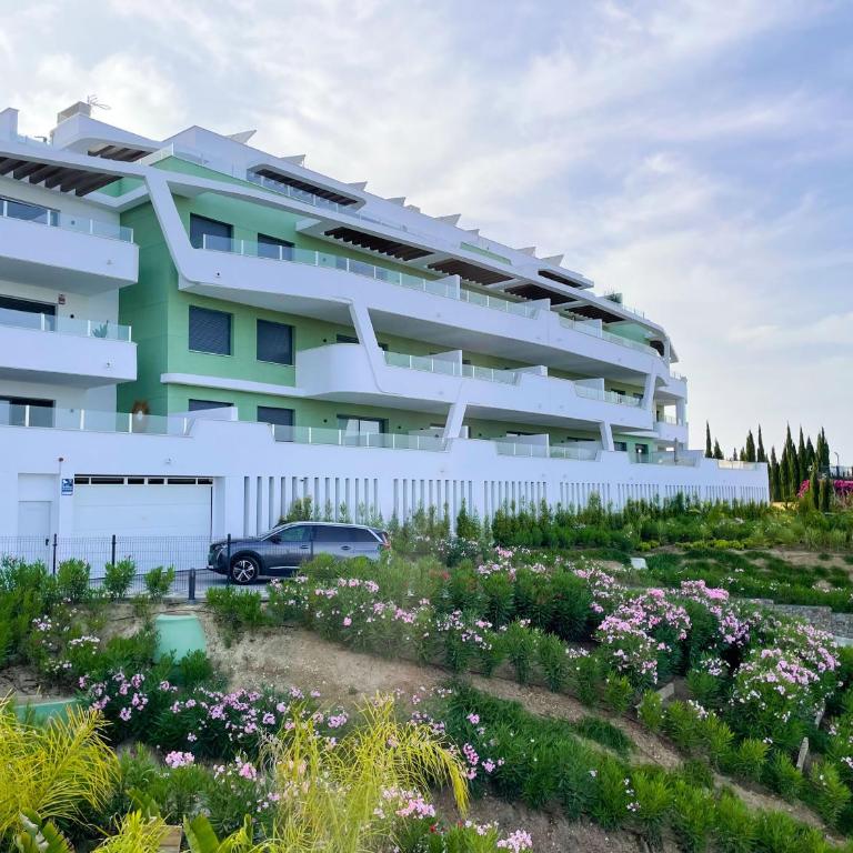 2 Bed Luxury Apartment - Sea views, Parking, Spa, 5 min to Beach next to Calanova Golf - Apartamento de 2 dormitorios - 5