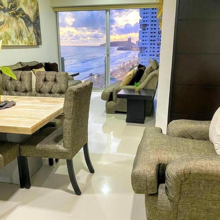 Condominio Portico - Two-Bedroom Apartment - 5