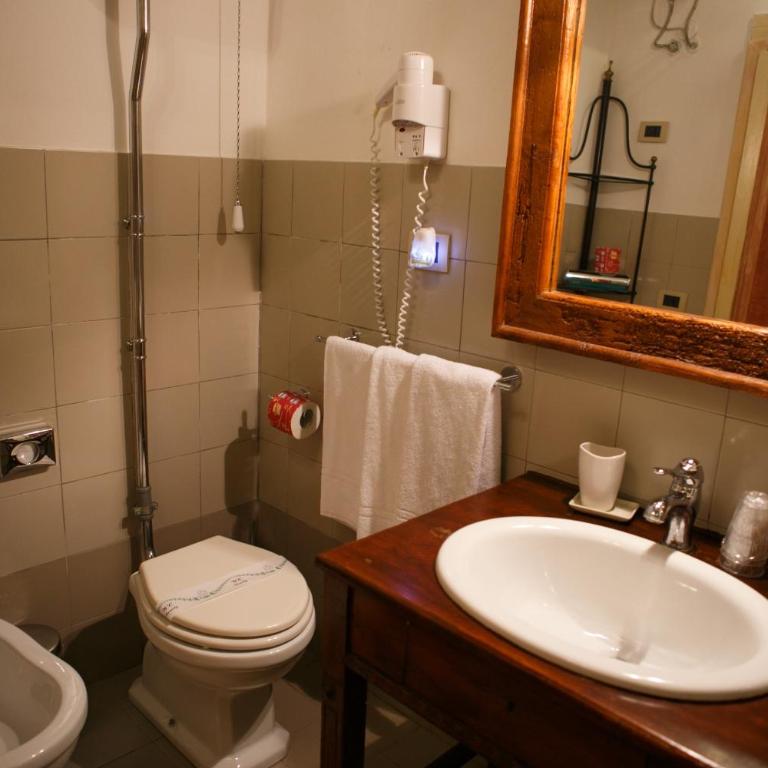 Hotel Henry's House - Camera Comfort - 1