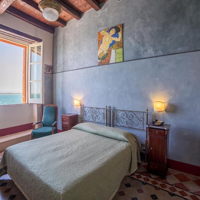 Hotel Henry's House - Camera Matrimoniale con Vista Mare - 5