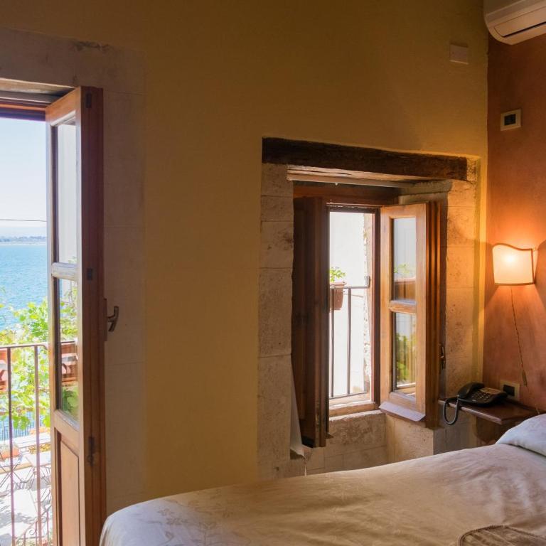 Hotel Henry's House - Camera Matrimoniale con Vista Mare - 9