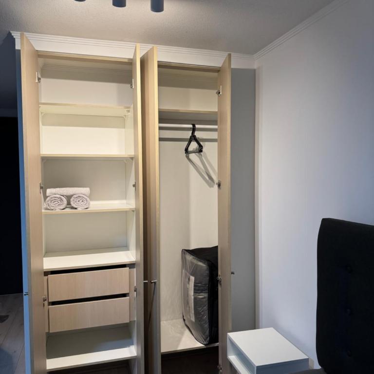 Departamento Suite moderno confortable y con ubicación privilegiada de la ciudad cercano a Palacio De La Moneda y los lugares turisticos de Santiago CON CALEFACCIÓN - One-Bedroom Apartment - 23