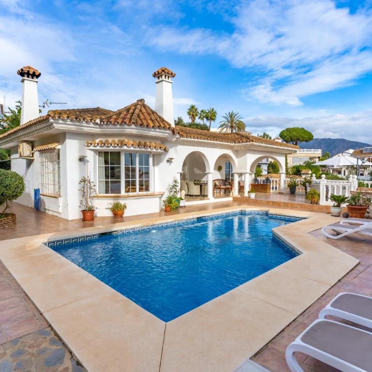 Villa Cempo V215 - Villa con vistas al mar - 1