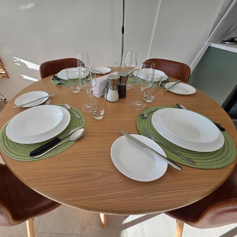 Studio avec terrasse et piscine - Aux Petits Sapins - Appartamento con 1 Camera da Letto e Terrazza - 11