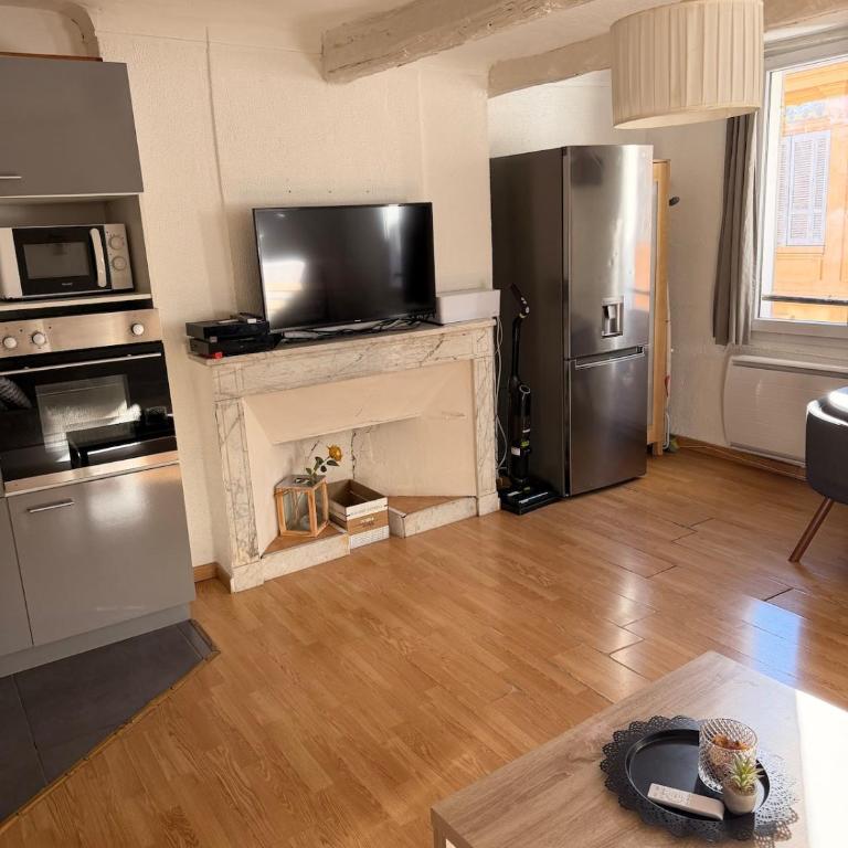 T2 spacieux en hyper centre pour 1 à 5 personnes - Two-Bedroom Apartment - 3