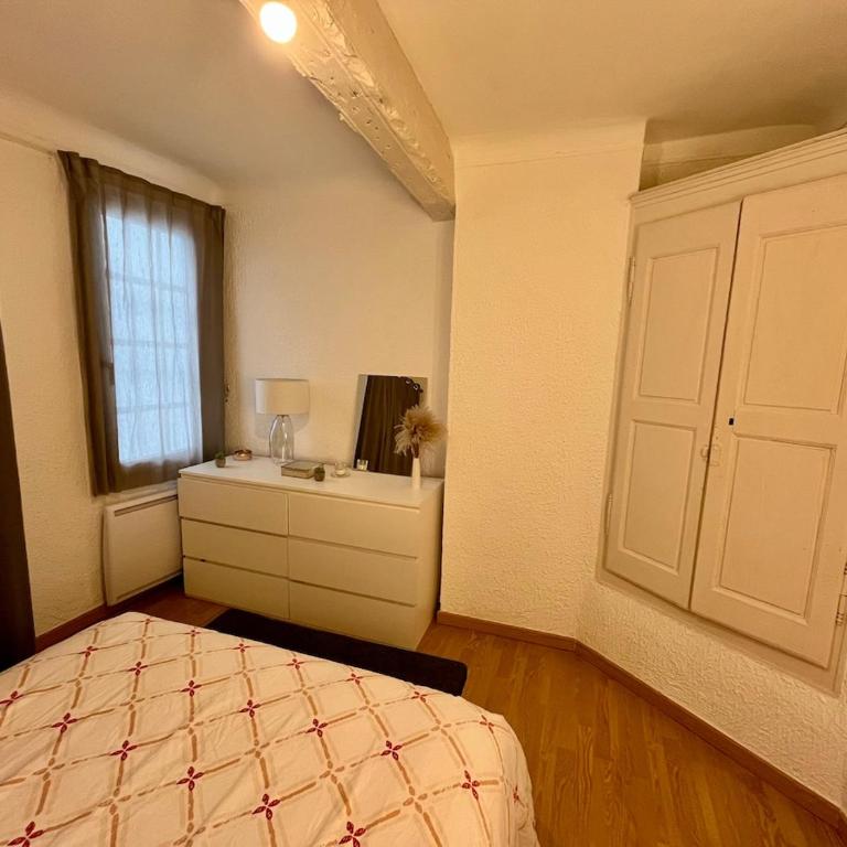 T2 spacieux en hyper centre pour 1 à 5 personnes - Two-Bedroom Apartment - 10