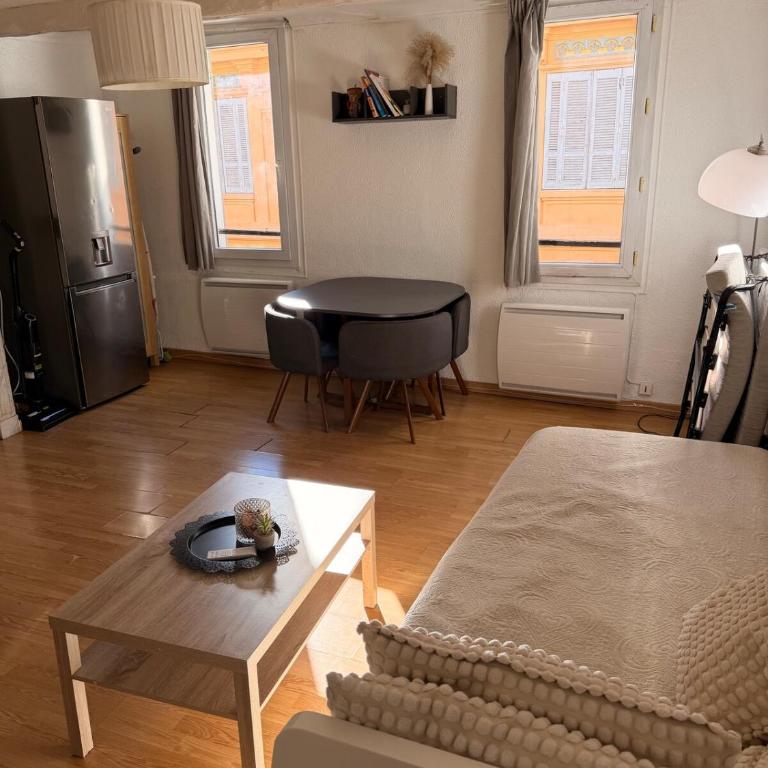 T2 spacieux en hyper centre pour 1 à 5 personnes - Two-Bedroom Apartment - 18
