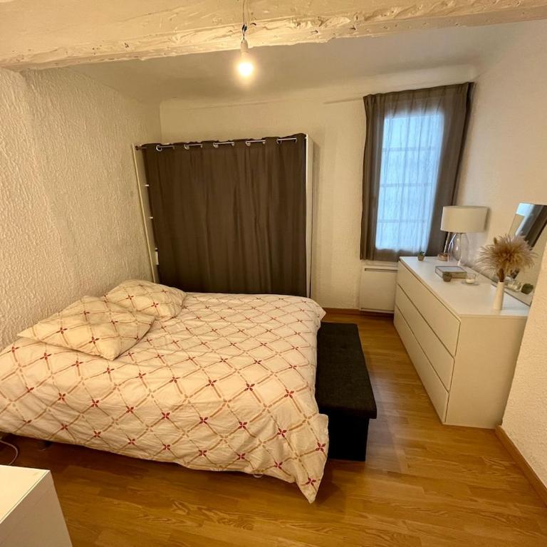 T2 spacieux en hyper centre pour 1 à 5 personnes - Two-Bedroom Apartment - 24