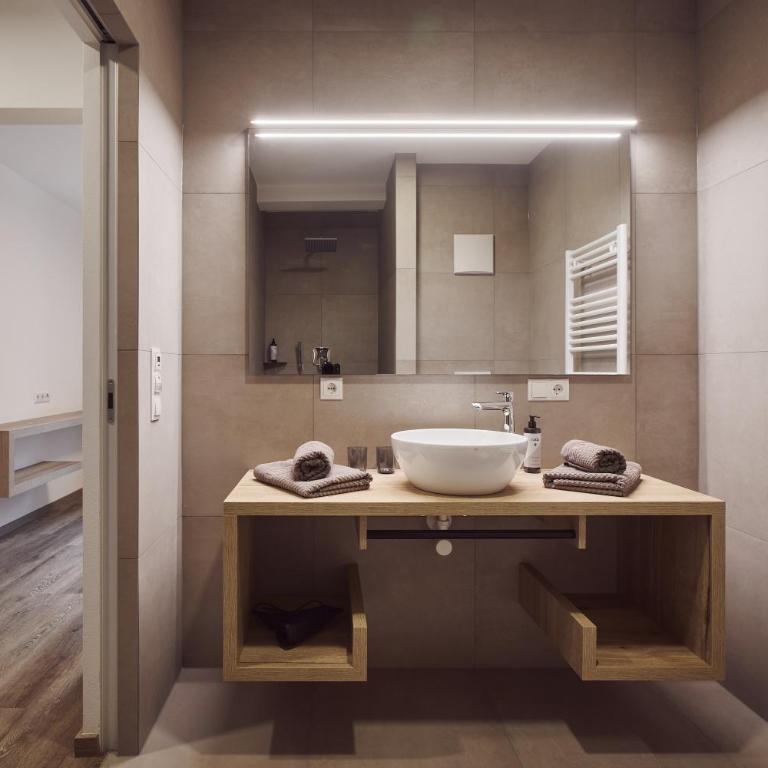 Apartments Knappenhof Pfitsch - with Swimming Pool - Appartamento con 2 Camere da Letto e Balcone - 3