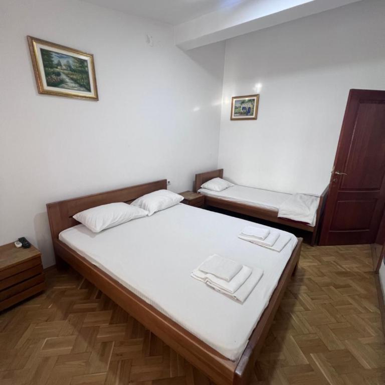 Susanj Apartmani Kastel - Deluxe Triple Room - 7