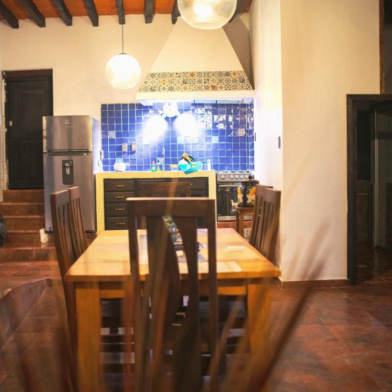 Casa Palomar - Two-Bedroom Apartment - 4