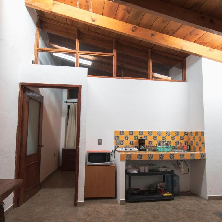 Casa Palomar - Two-Bedroom Apartment - 10