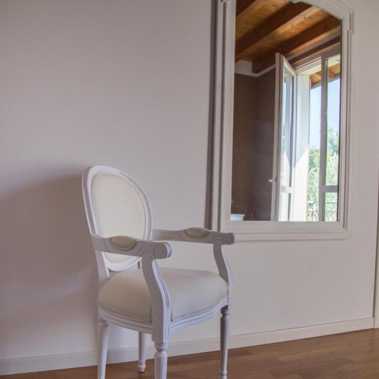Elegant Lake Garda villa with garden - Villa - 32