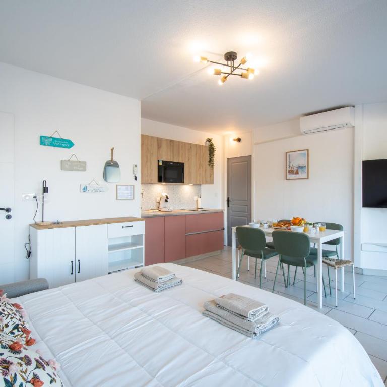 Grand Studio front de mer - Climatiser avec place de parking - One-Bedroom Apartment - 18