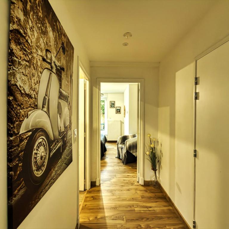 Au Beau Duplex de la Basilique - Three-Bedroom Apartment - 23