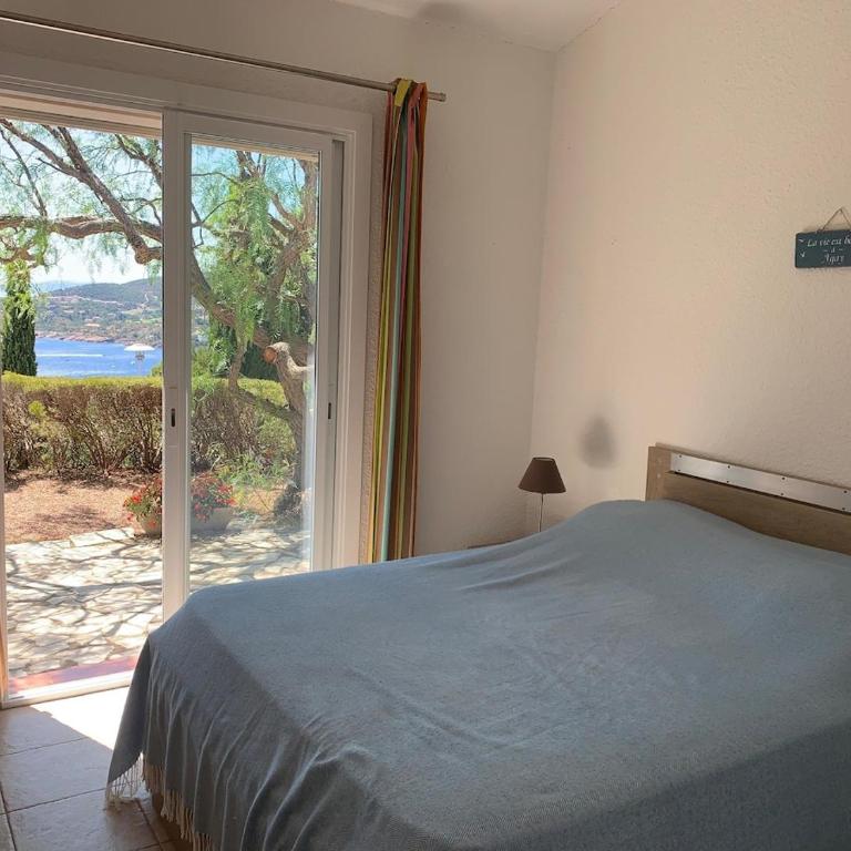 Sea view House beach on foot Côte d'Azur - Three-Bedroom House - 18